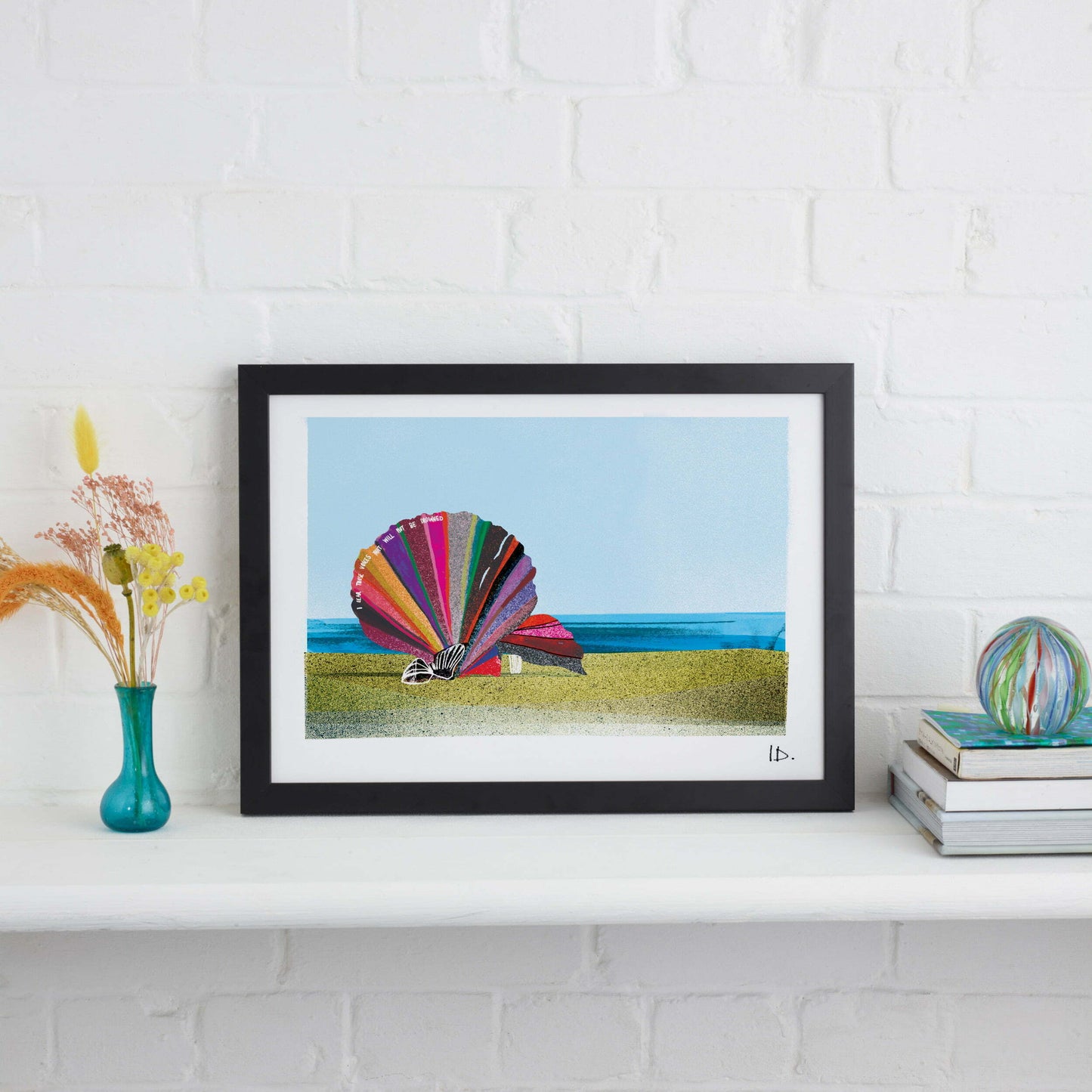 SCALLOP ON THE BEACH PRINT